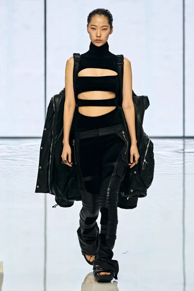 Look 37